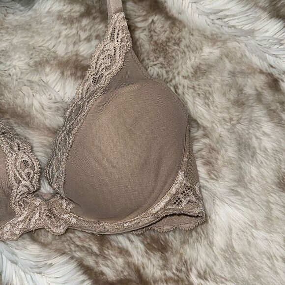 Natori nude soft cup bra with lace trim | Sz 30D - Picture 4 of 8